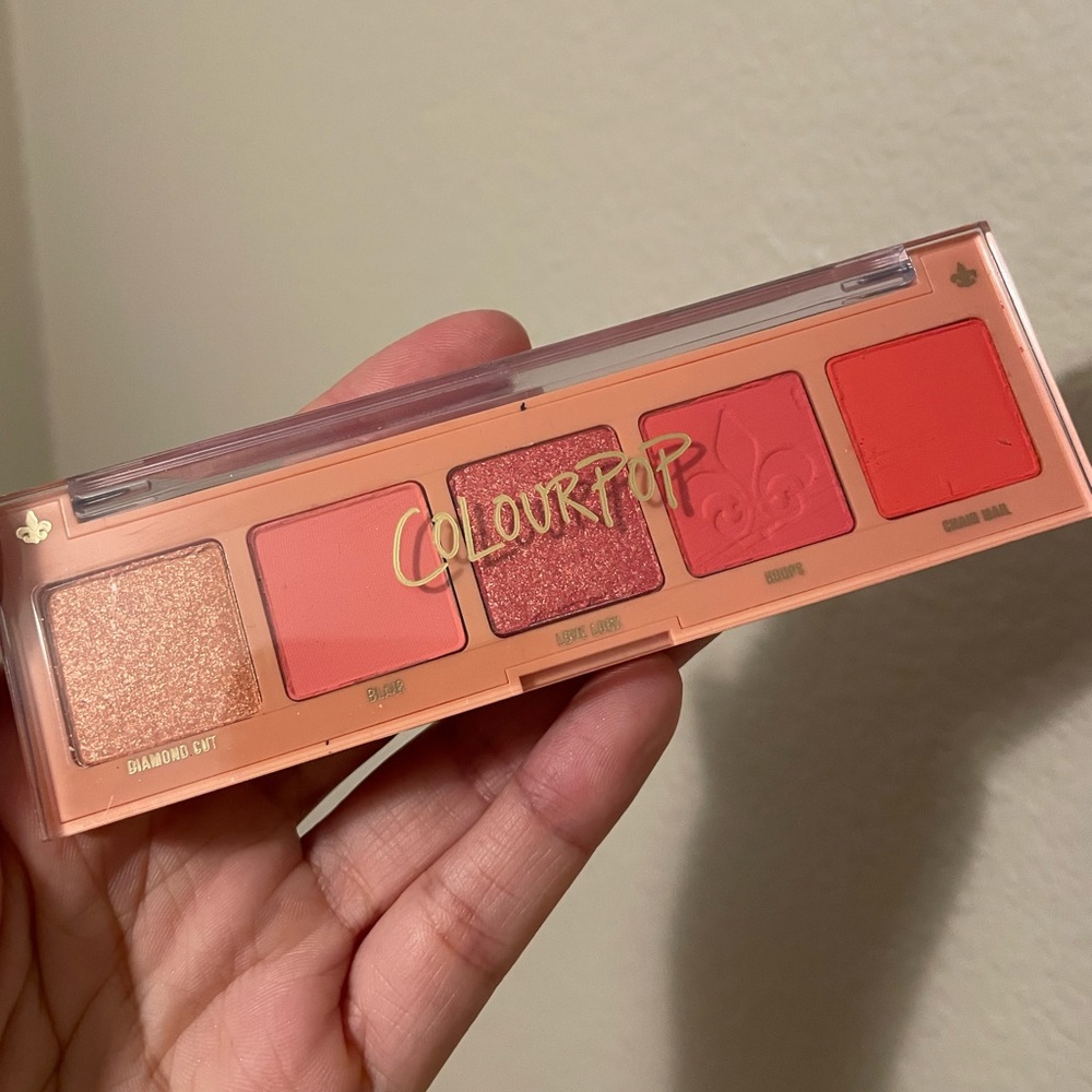 Colourpop eyeshadow palette 🎨